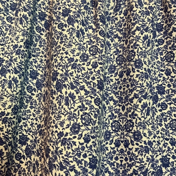 Chelsea and Violet Girls Dress size medium Blue Floral Dress NWOT - Picture 3 of 5